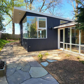 Get Ready for Spring Mid-Century Modern Relaxing, Retreat